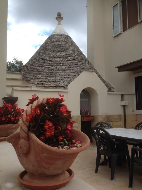 Casa Delle Rondini Acomodação com café da manhã Alberobello Exterior foto